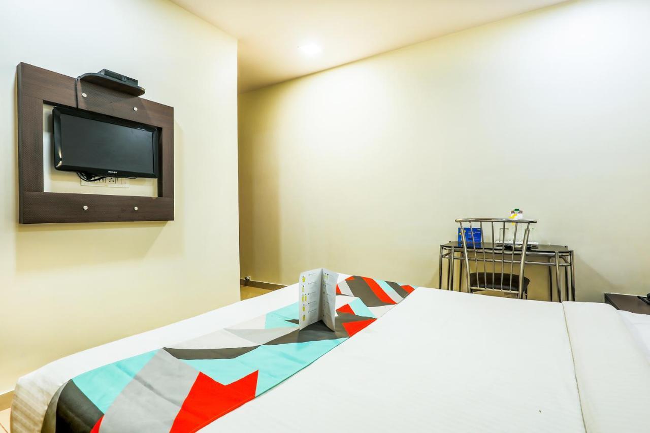 Fabexpress Adore Inn - Nr Mumbai International Airport Exterior photo